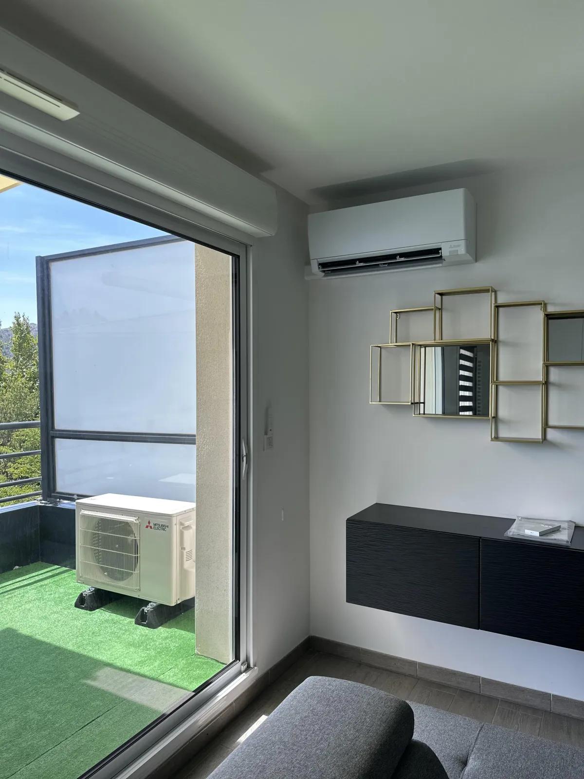 Pose d'un Mural MonoSplit Mitsubishi Electric Gamme AY